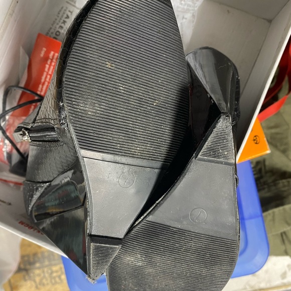 Faux leather embossed boots - Picture 3 of 3